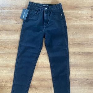 NWT Nasty Gal High Waisted Mom Jeans